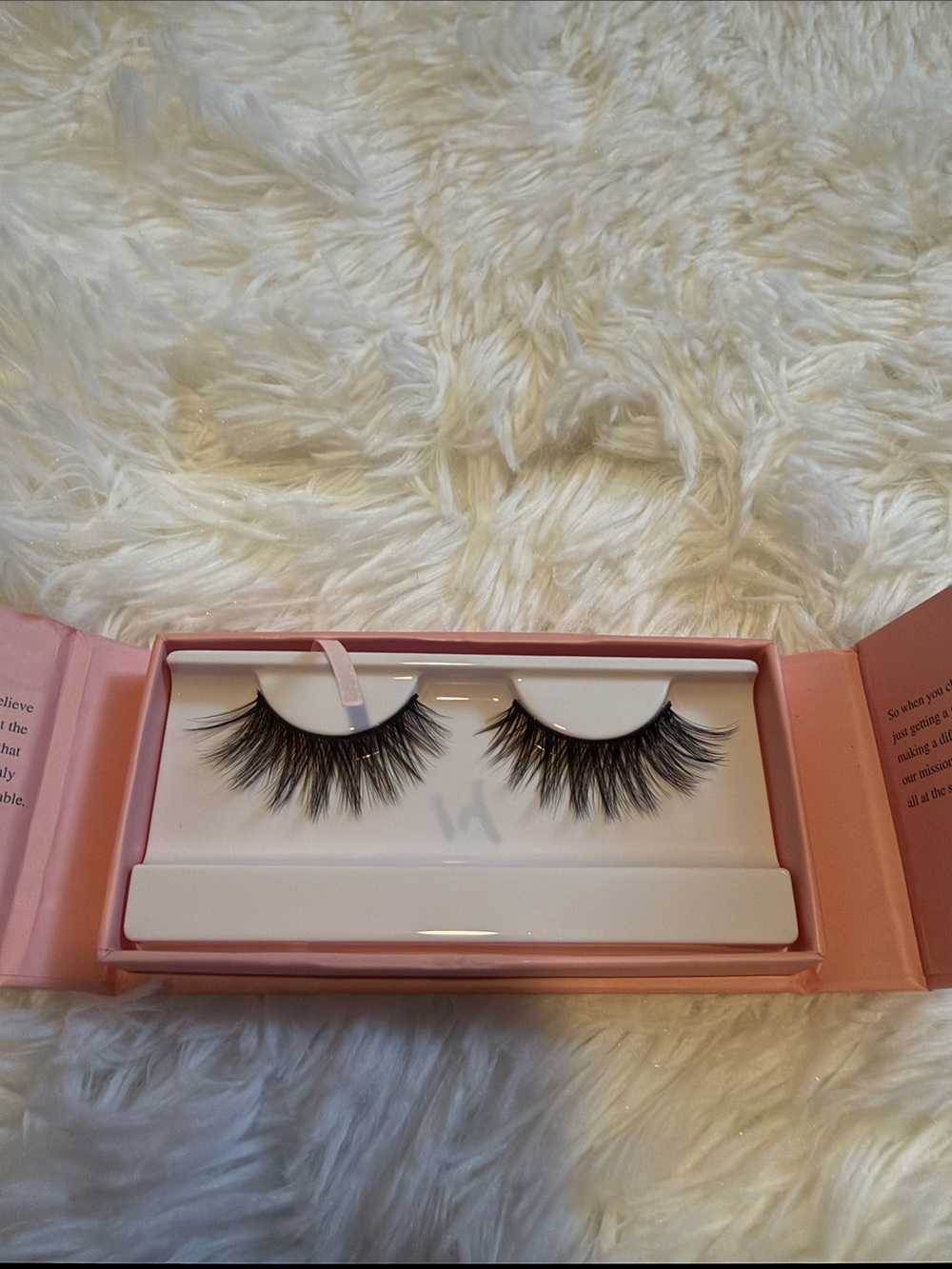 Eyelash Bundle - Picture 4 of 4